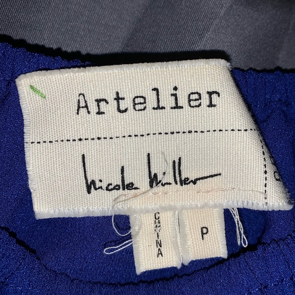 blue off the shoulder top - Picture 2 of 3